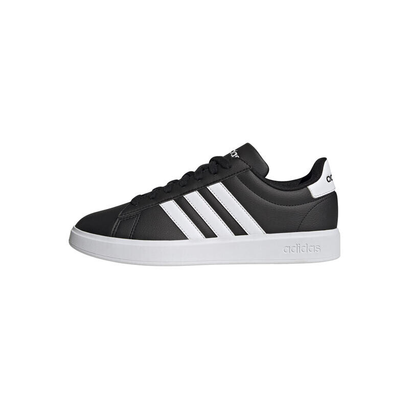 

Кроссовки Adidas, черный