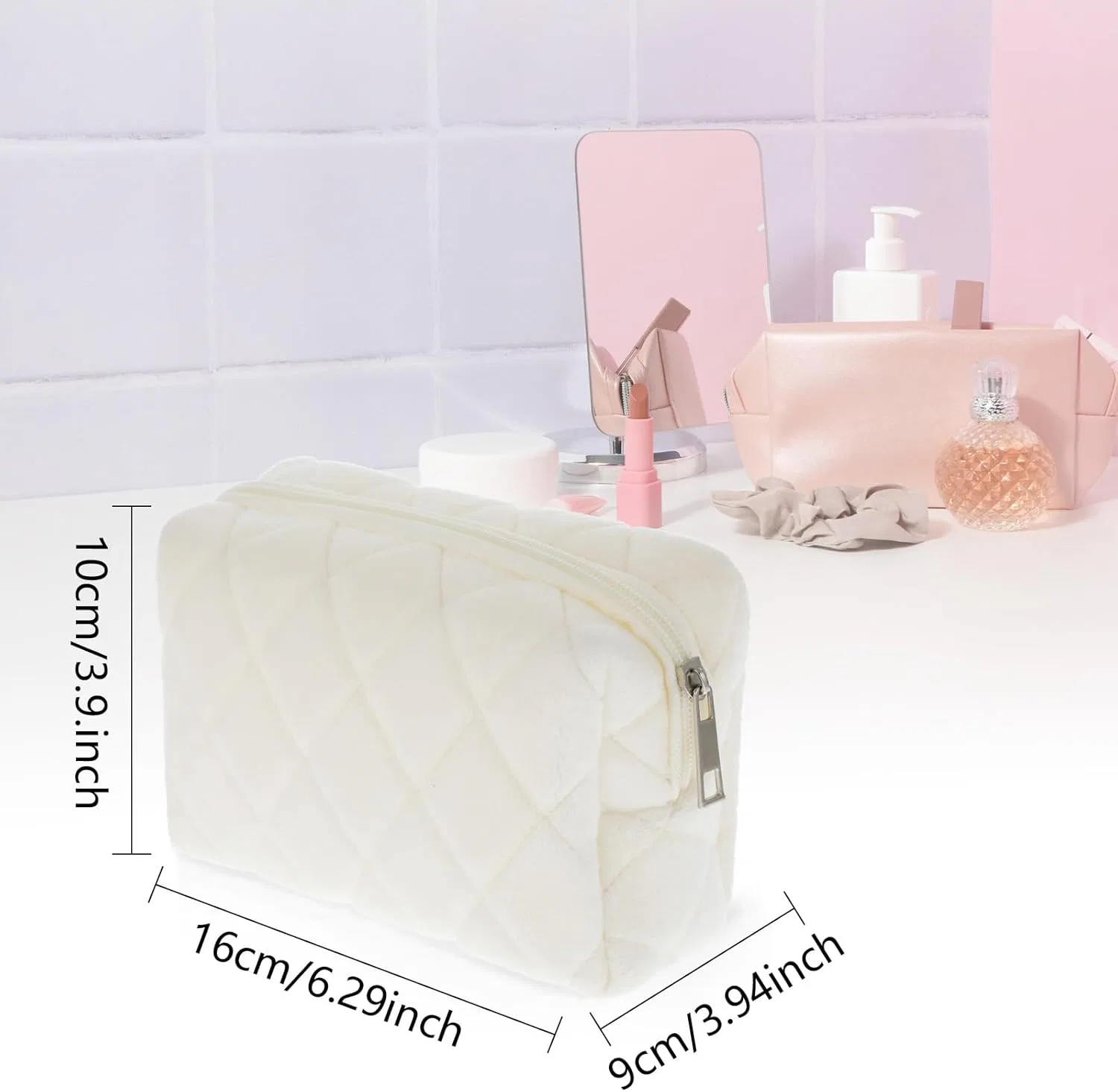 Дорожная косметичка Fluffy Make Up Bag Organiser Case White Checked от Gjinxi Gjinxi, White — фото 3