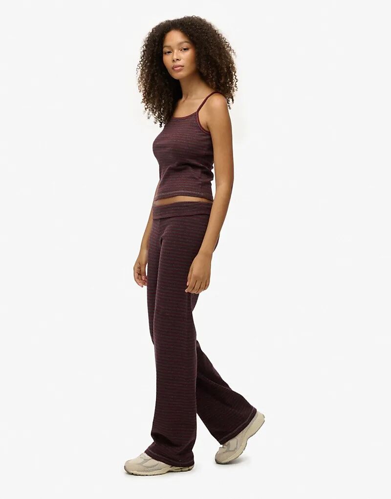 

Спортивные брюки Superdry Athletic Essentials с отворотами в полоску красного и тёмно-серого цветов