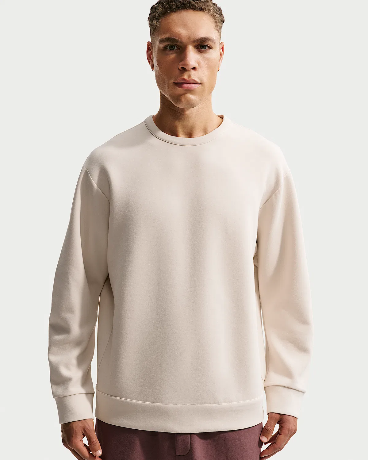 Мужская футболка Nike 24.7 ImpossiblySoft Dri-FIT Crew, Light Orewood Brown/Sail/Light Iron Ore