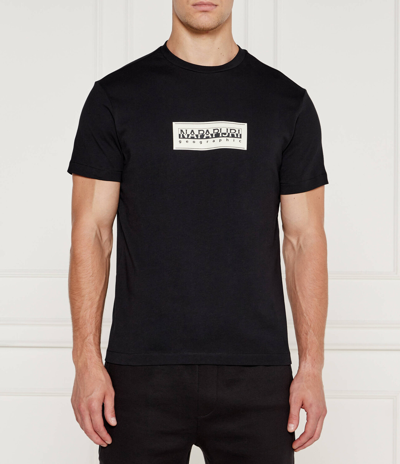 

Футболка Napapijri Regular Fit, черный