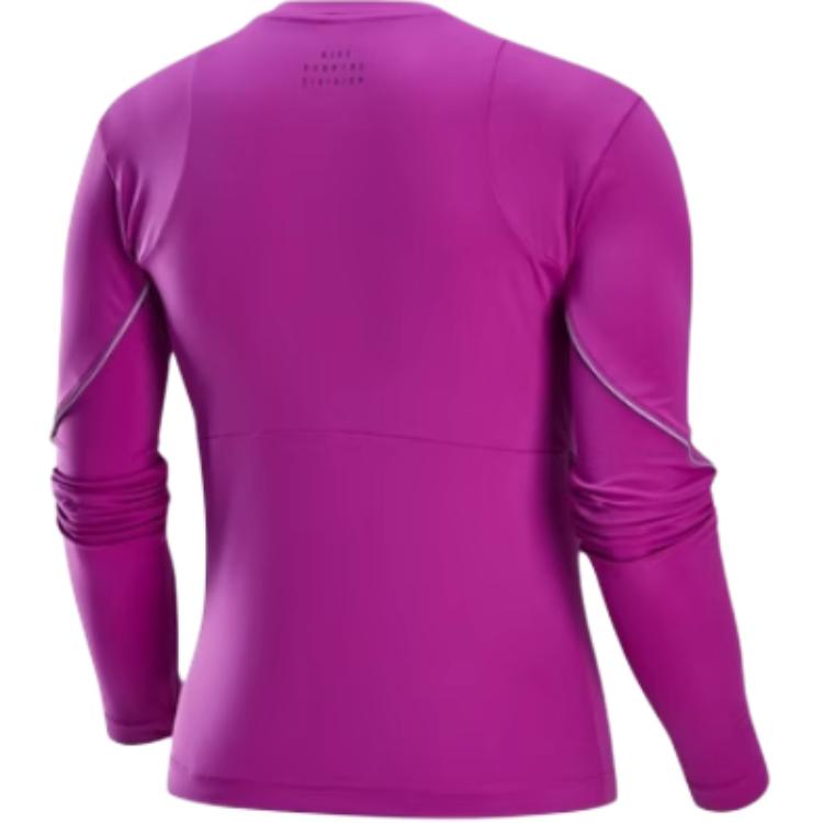 Женская фиолетовая футболка Nike Dri-Fit — фото 3