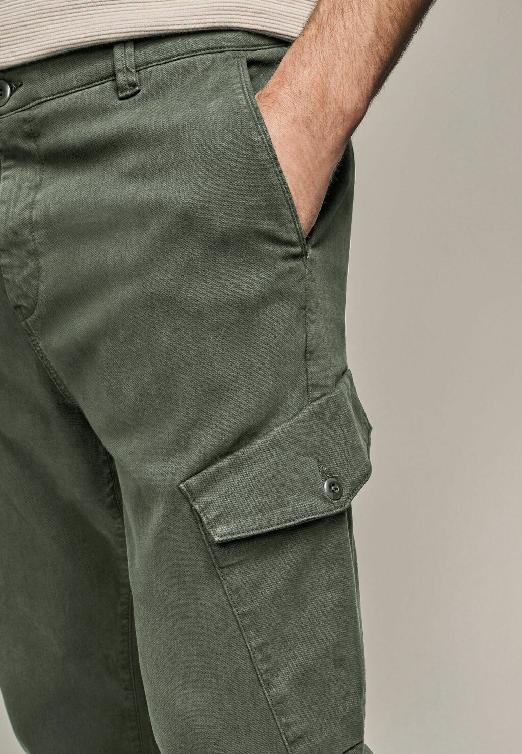 

Брюки карго SLIM FIT SOFT TOUCH TEXTURED Next, зеленый