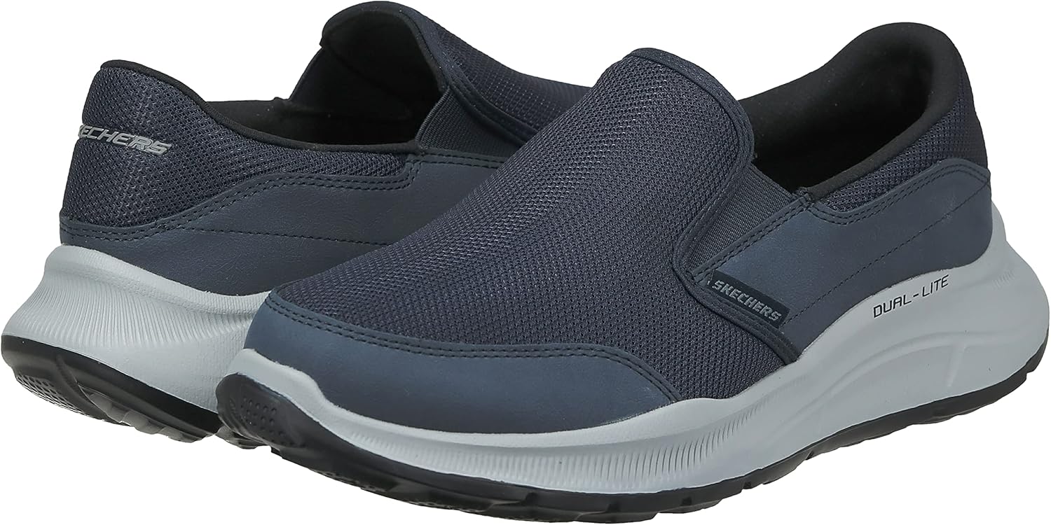 Мужские кроссовки Skechers Relaxed Fit: Equalizer 5.0 - Persistable, синие, размер 7,5 XW — фото 3