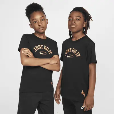 

Футболка Nike Sportswear, черный