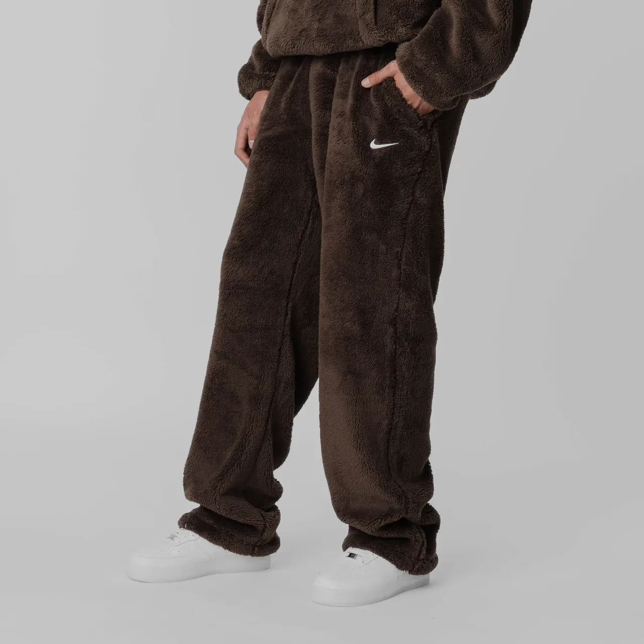 Брюки Nocta с эластичным поясом Nike, коричневый — фото 4
