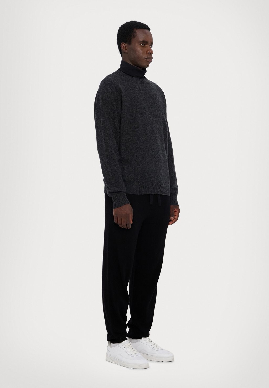 

Джемпер CHUNKY TRIM CREW KNITID, серый