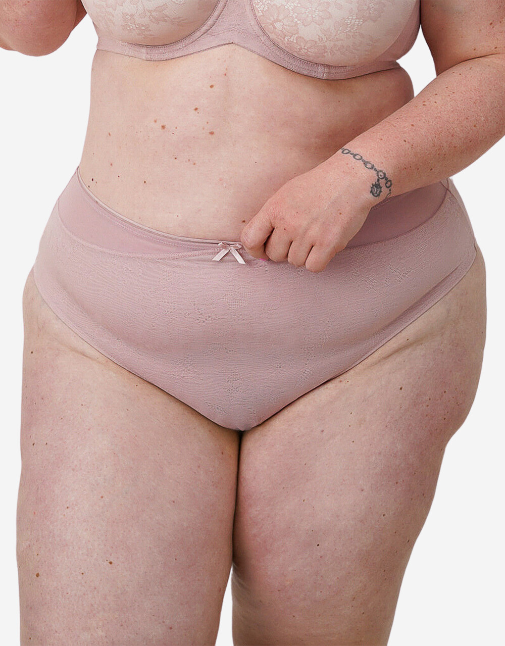 

Трусы SugarShape Hight Panty True Lace, роза