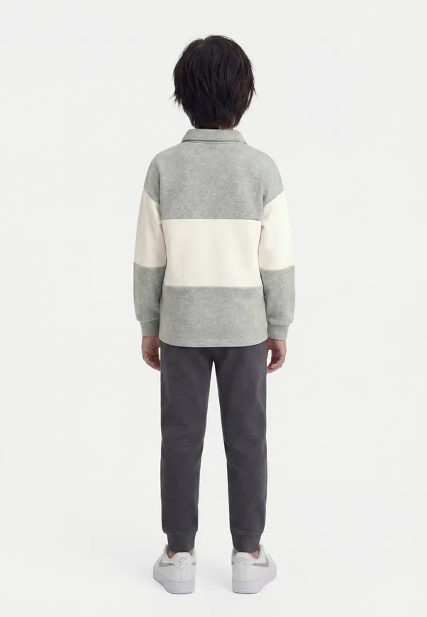 Толстовка с символикой клуба регби Nike Sportswear, Grey Heather/Sail/White — фото 2