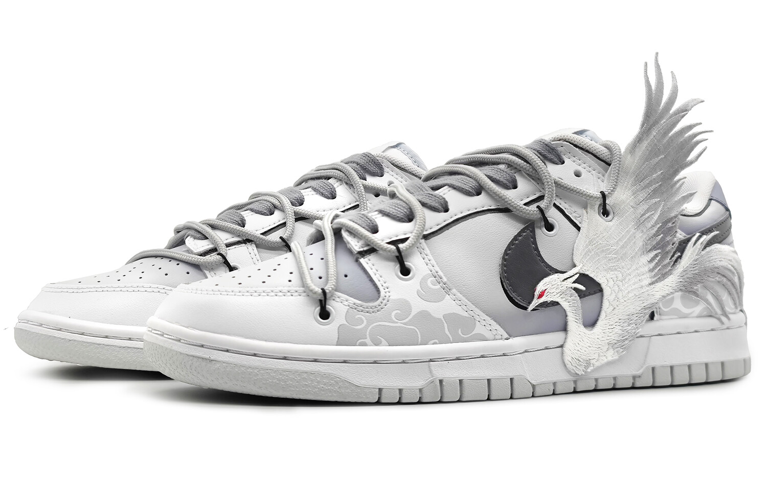 

Кроссовки Nike Dunk Skateboarding Shoes Men Low-top Gray, серый/белый
