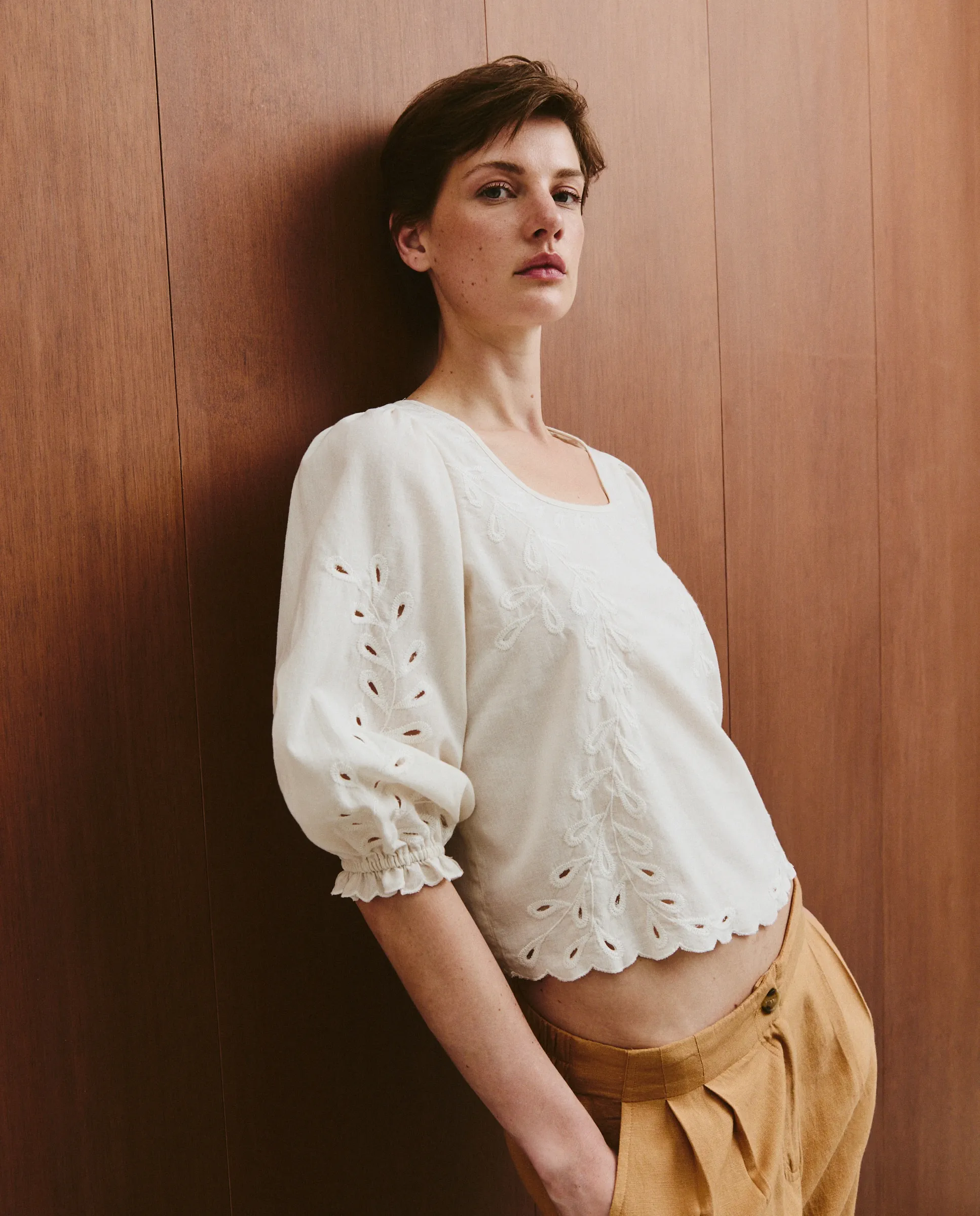 

Вышитая блузка с буфами Southern Cotton, песочный