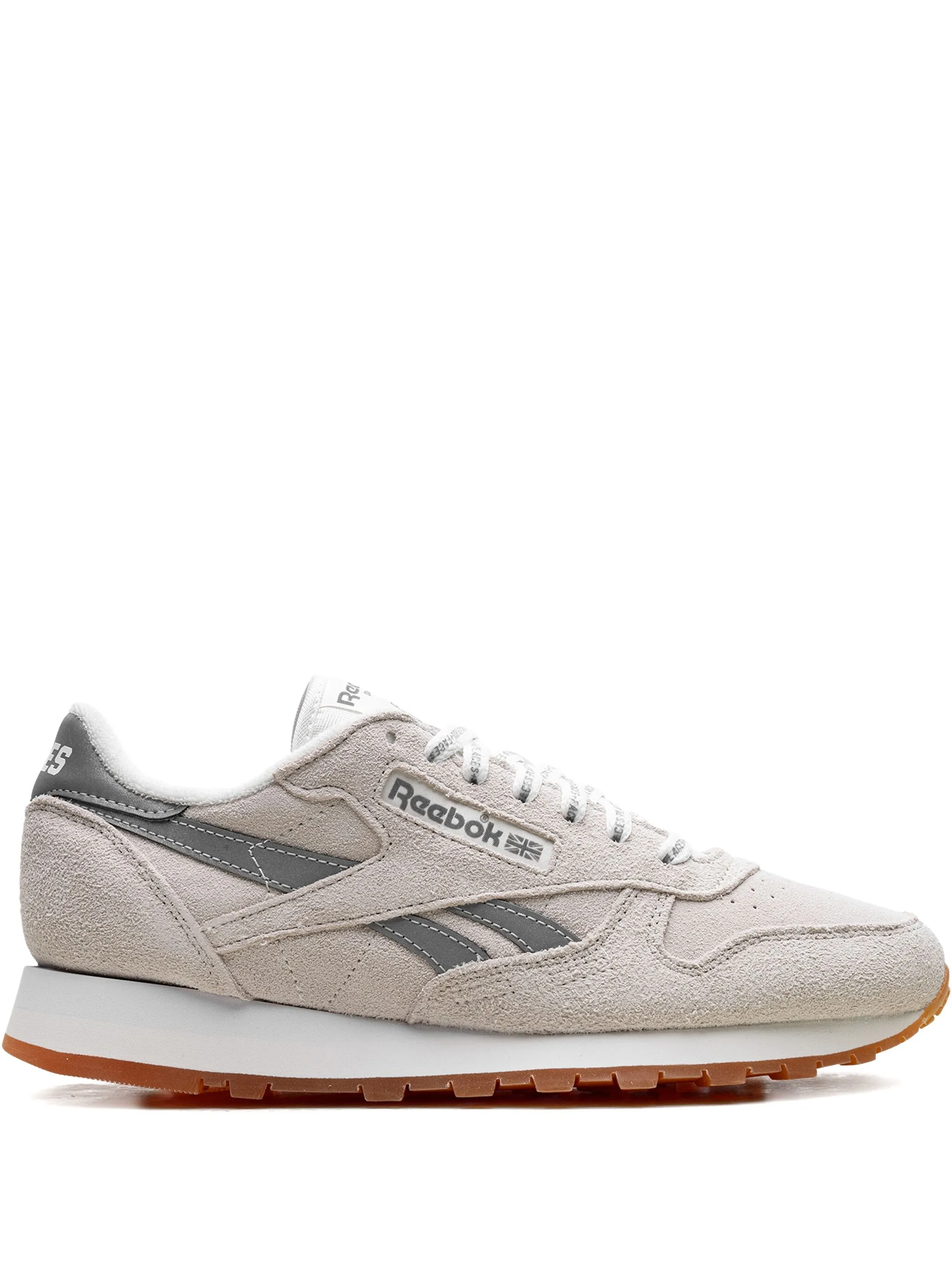 

Кроссовки Classic Leather Chalk/Silver/White из коллаборации с Places + Faces Reebok, светло-бежевый