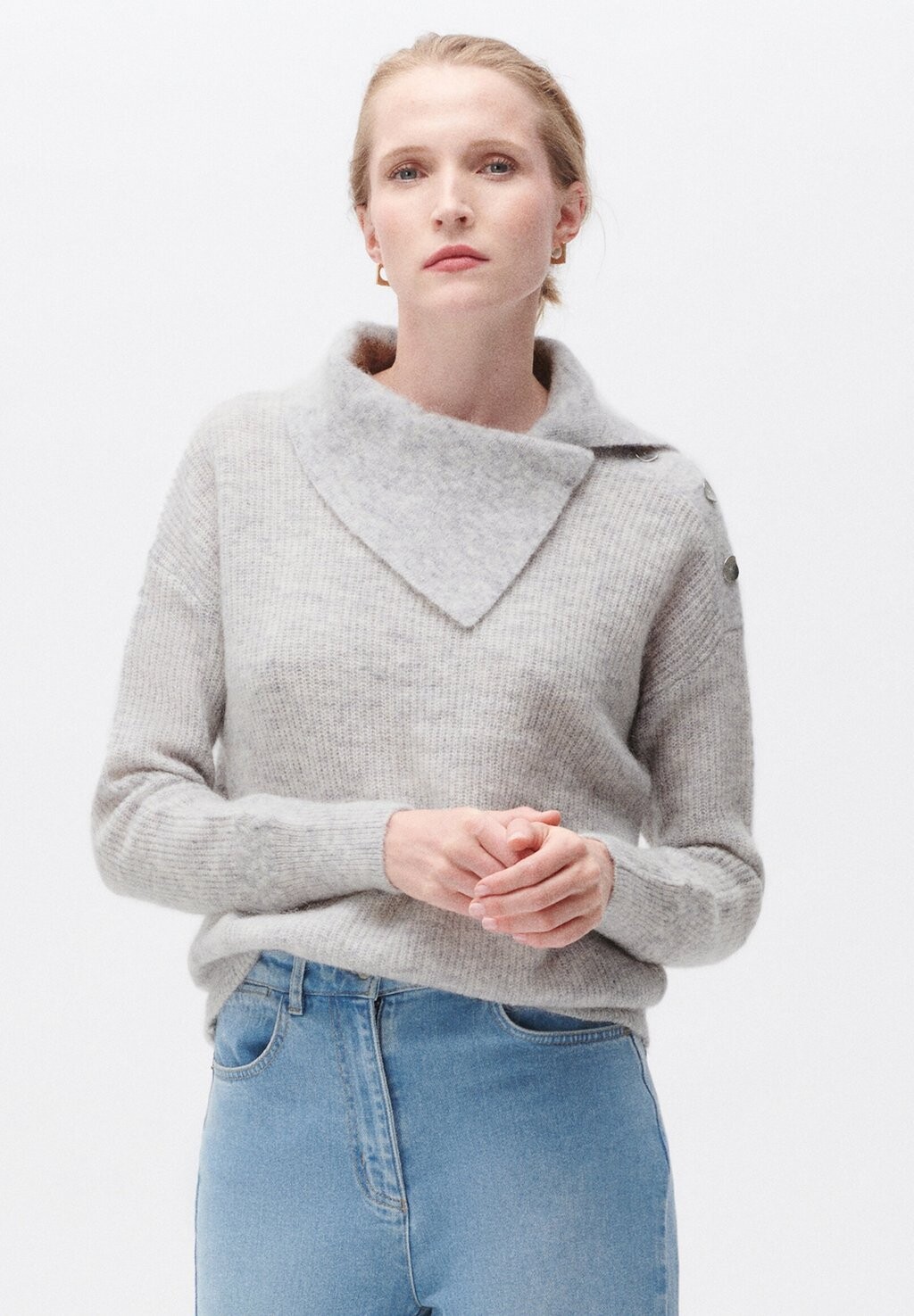

Свитер French Brand Fashion Elegant Modern Melkior Caroll, цвет light grey