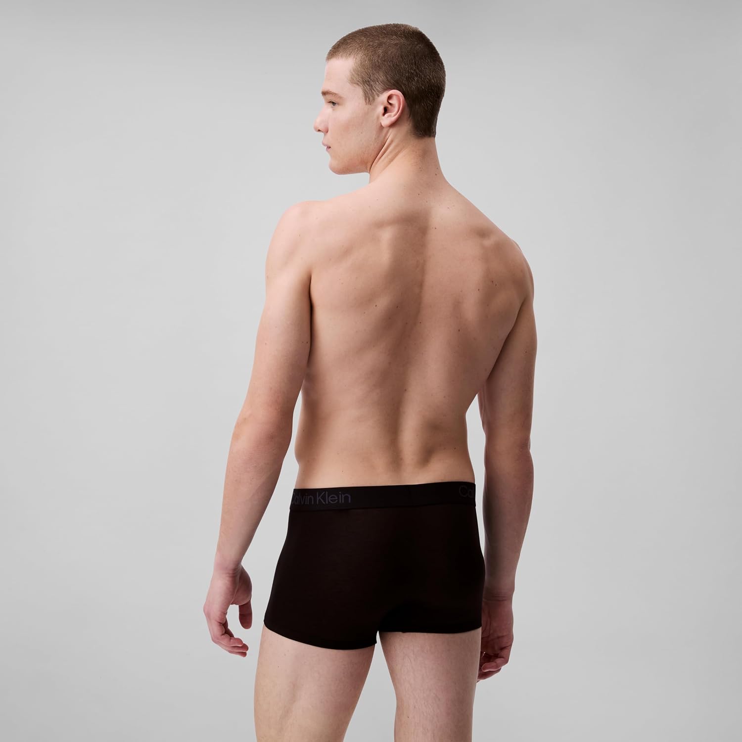 Calvin Klein мужские ультрамягкие современные модальные боксеры из трех пар, Black, Shoreline, Grey Heather — фото 3