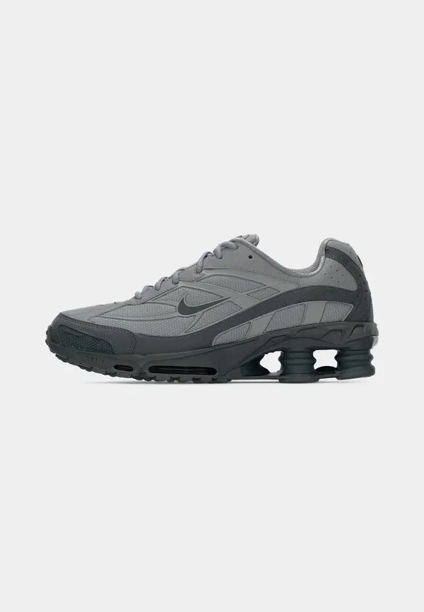 Кроссовки Nike Sportswear Shox Ride 2 New Trainers, светло-серый дымчатый/серый дымчатый — фото 2