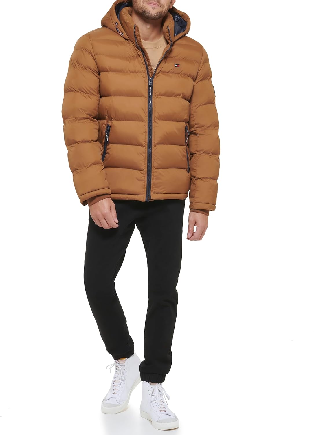 

Мужская стеганая куртка с капюшоном Tommy Hilfiger (стандартная и для больших и высоких), Nutmeg