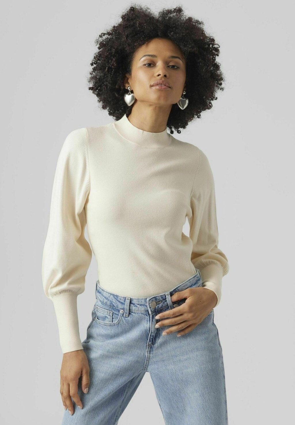 

Трикотаж гладкий Vero Moda VMHOLLYKARISPUFF HIGHNK GA BOO, цвет birch
