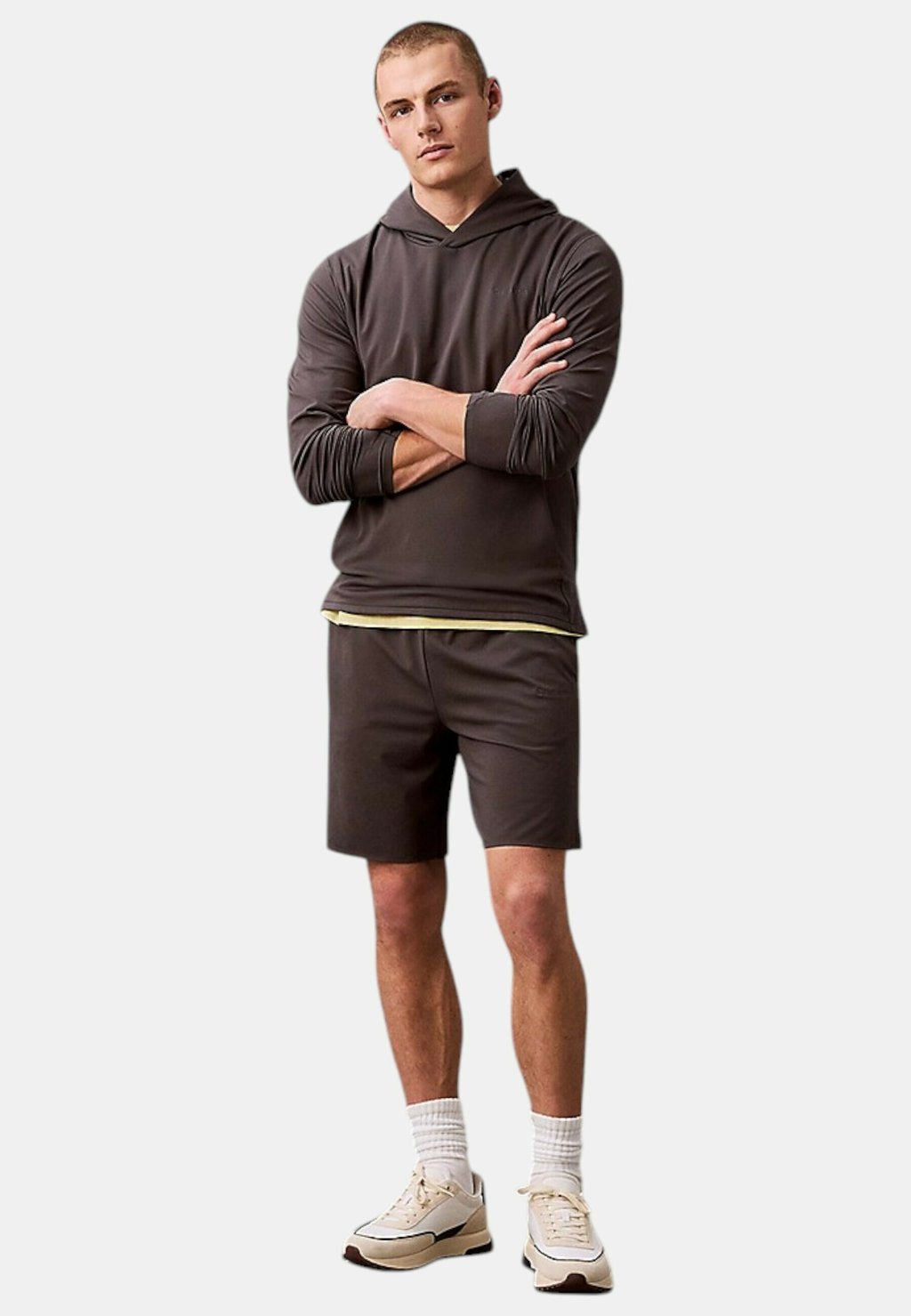 

Спортивные шорты Calvin Klein, темно-серый