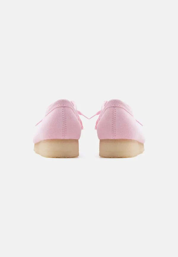 Повседневные кроссовки wallabee на шнуровке Clarks Originals, Light Pink — фото 3