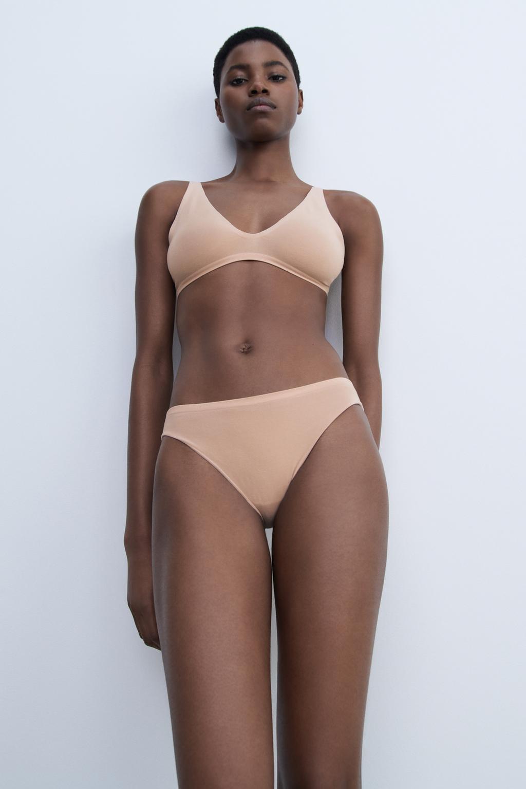 

Бесшовный треугольный бюстгальтер без косточек ZARA, цвет Beige-pink
