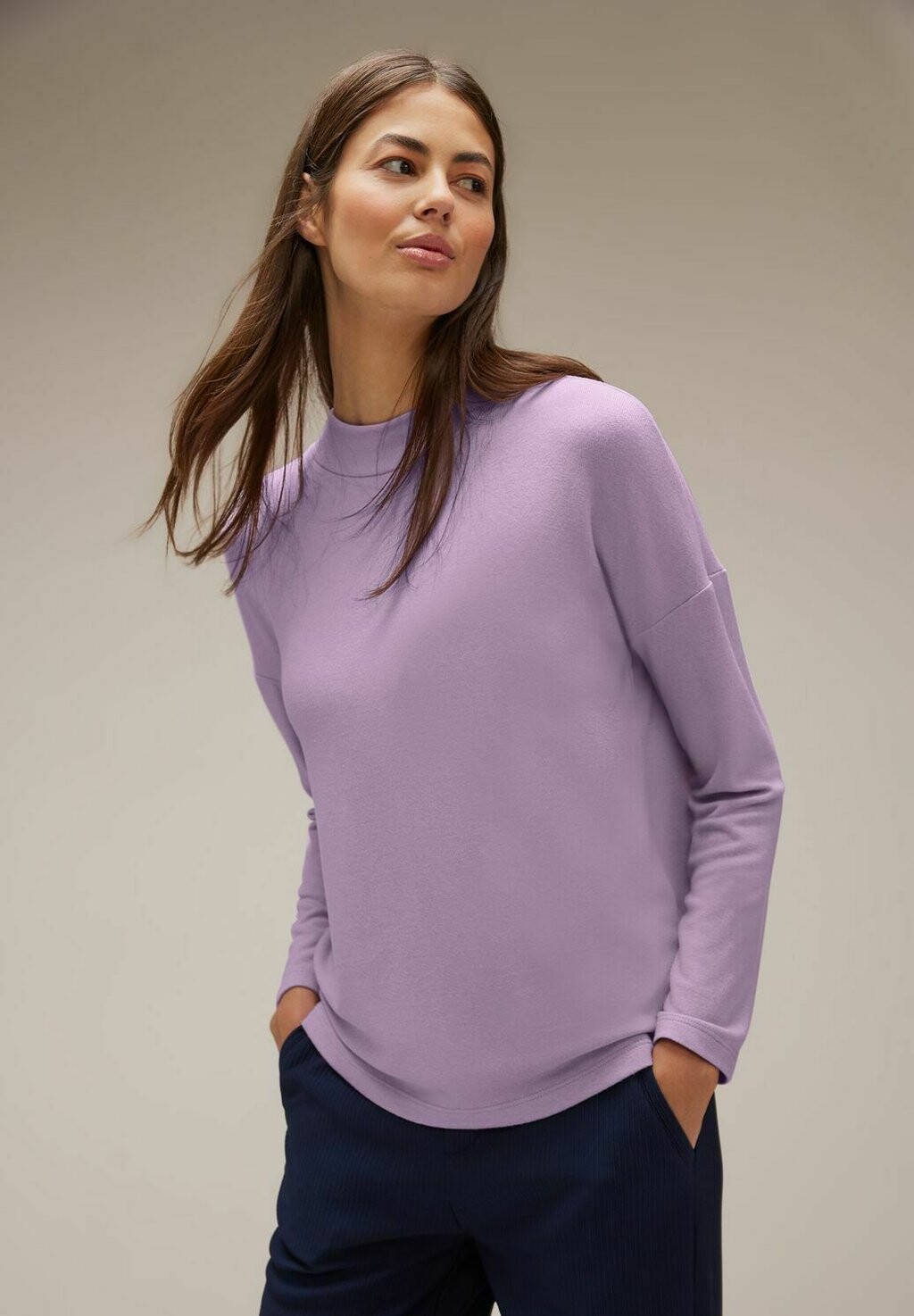 

Свитер Cosy Mit Ziernaht Street One, цвет lila