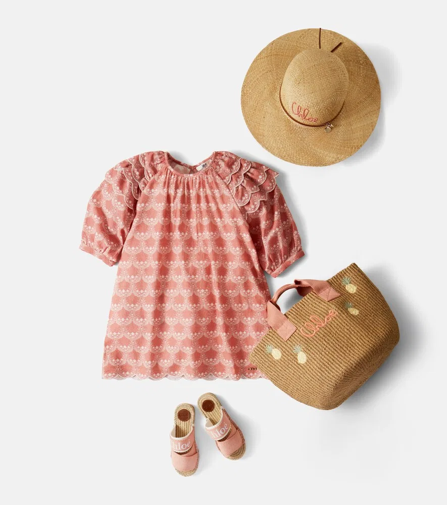 Хлопковое платье с принтом и фестончатым краем Chloé Kids, розовый — фото 2