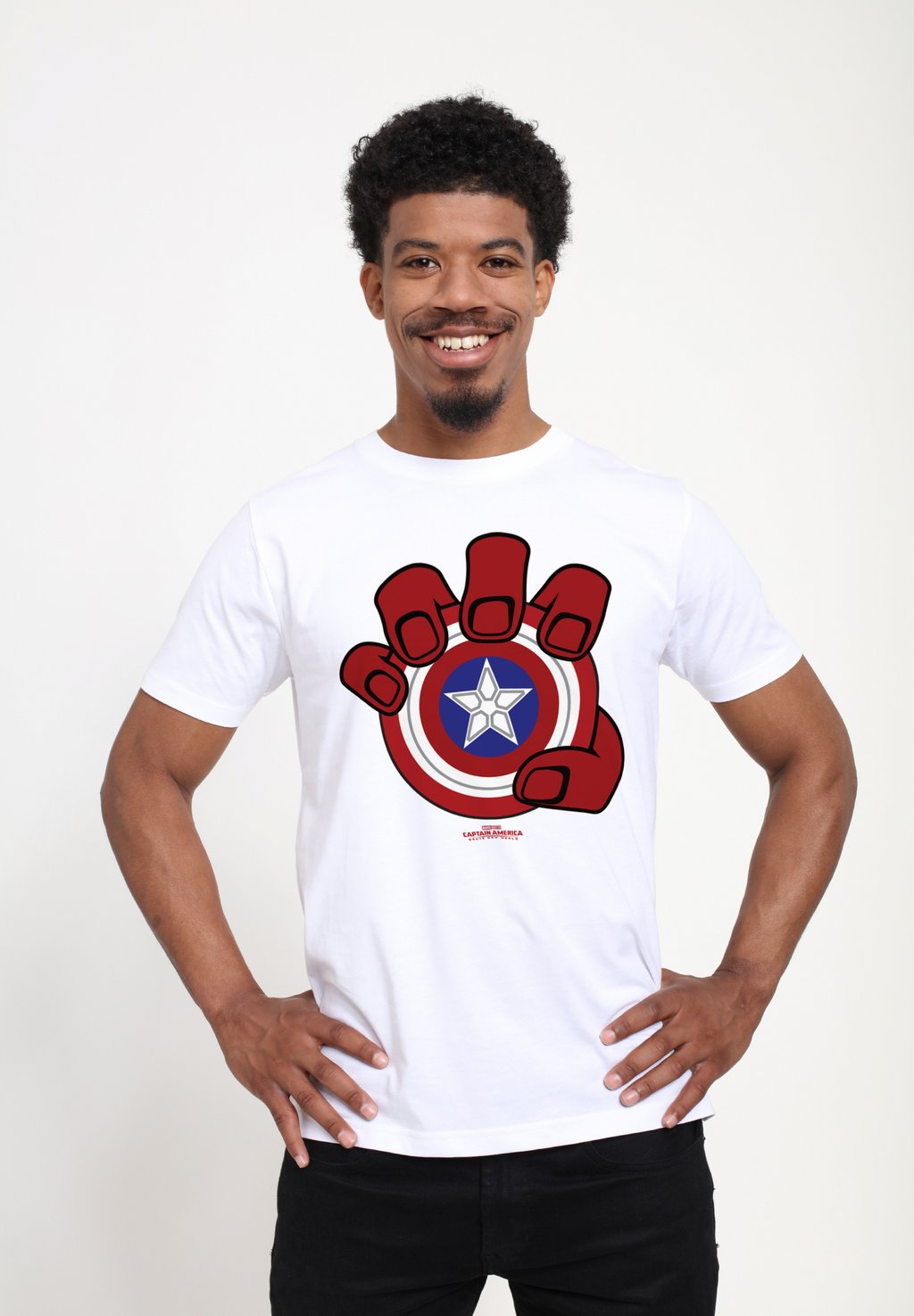 

Футболка с принтом CAPTAIN AMERICA BRAVE NEW WORLD HAND AND SHIELD Henry Tiger, белый