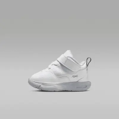 

Кроссовки Nike Stay Loyal 3, цвет White/Wolf Grey/Team Red