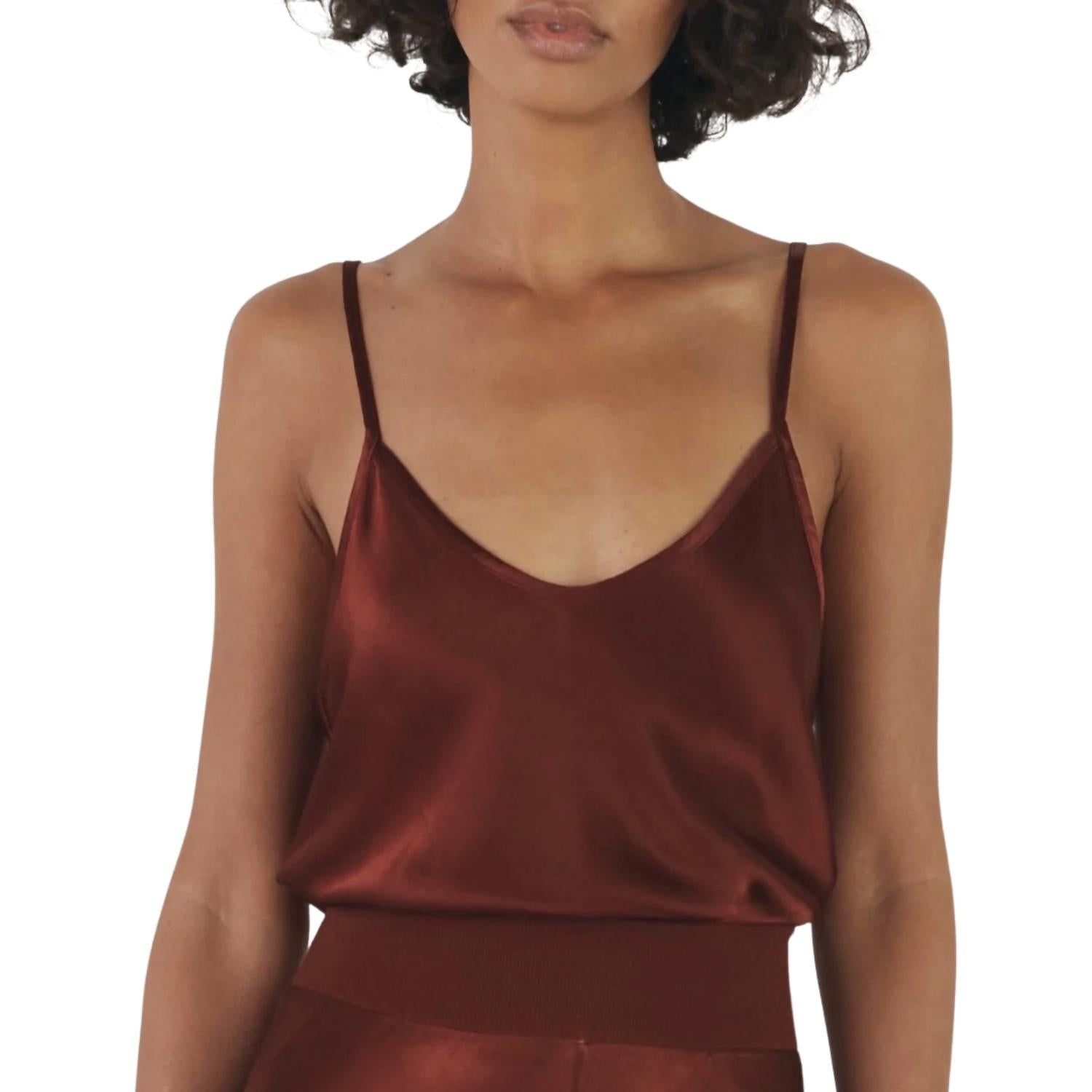 

Топ Bias Cut Cami In Umber Enza Costa, Umber