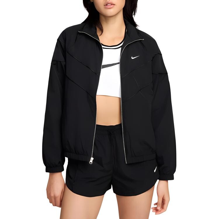 

Куртка женская черная/белая Nike