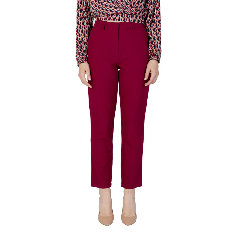 

Джинсы и брюки из полиэстера бордового цвета Vila Clothes