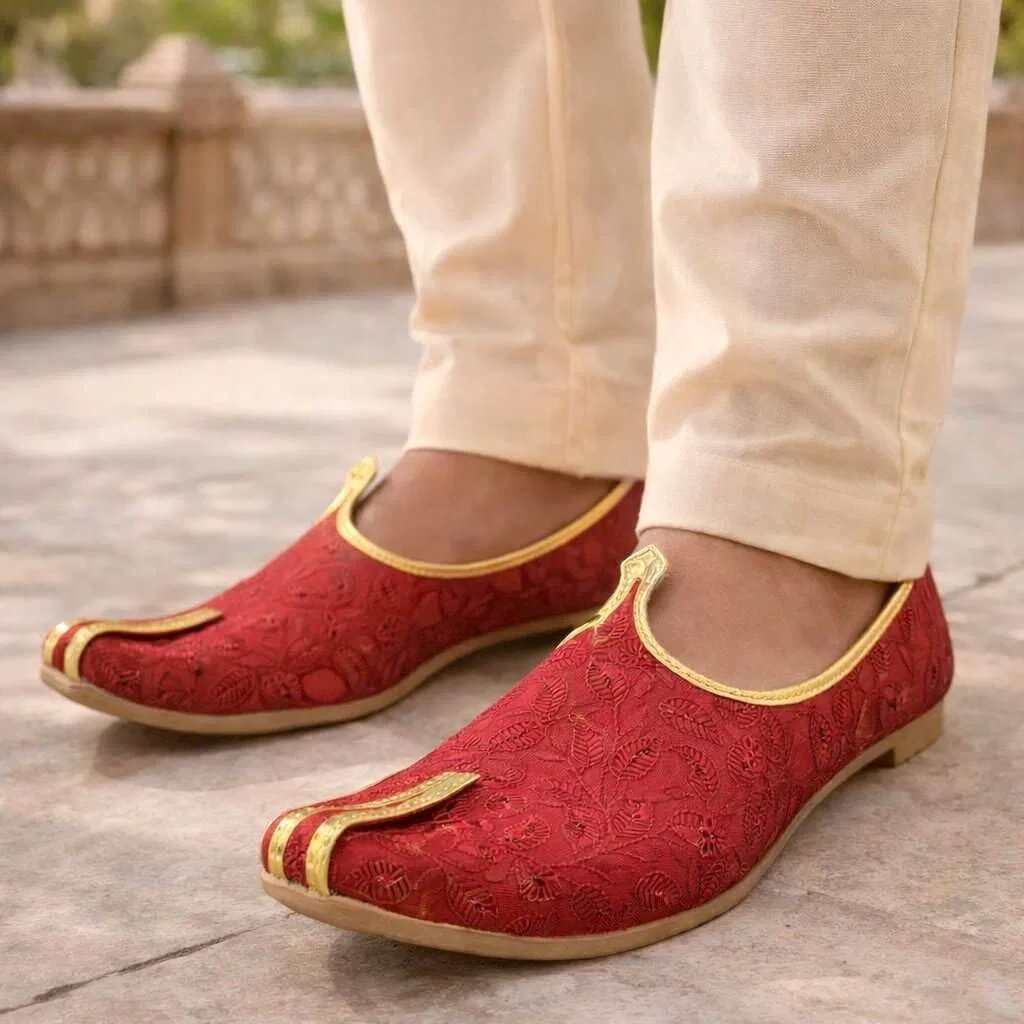 Туфли-лодочки с вышивкой, красные Shoe Bazar — фото 2