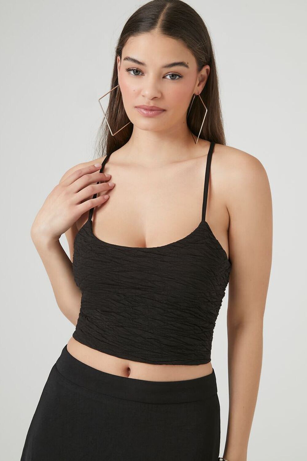 

Текстурированная укороченная майка со шнуровкой на спине Forever 21, черный