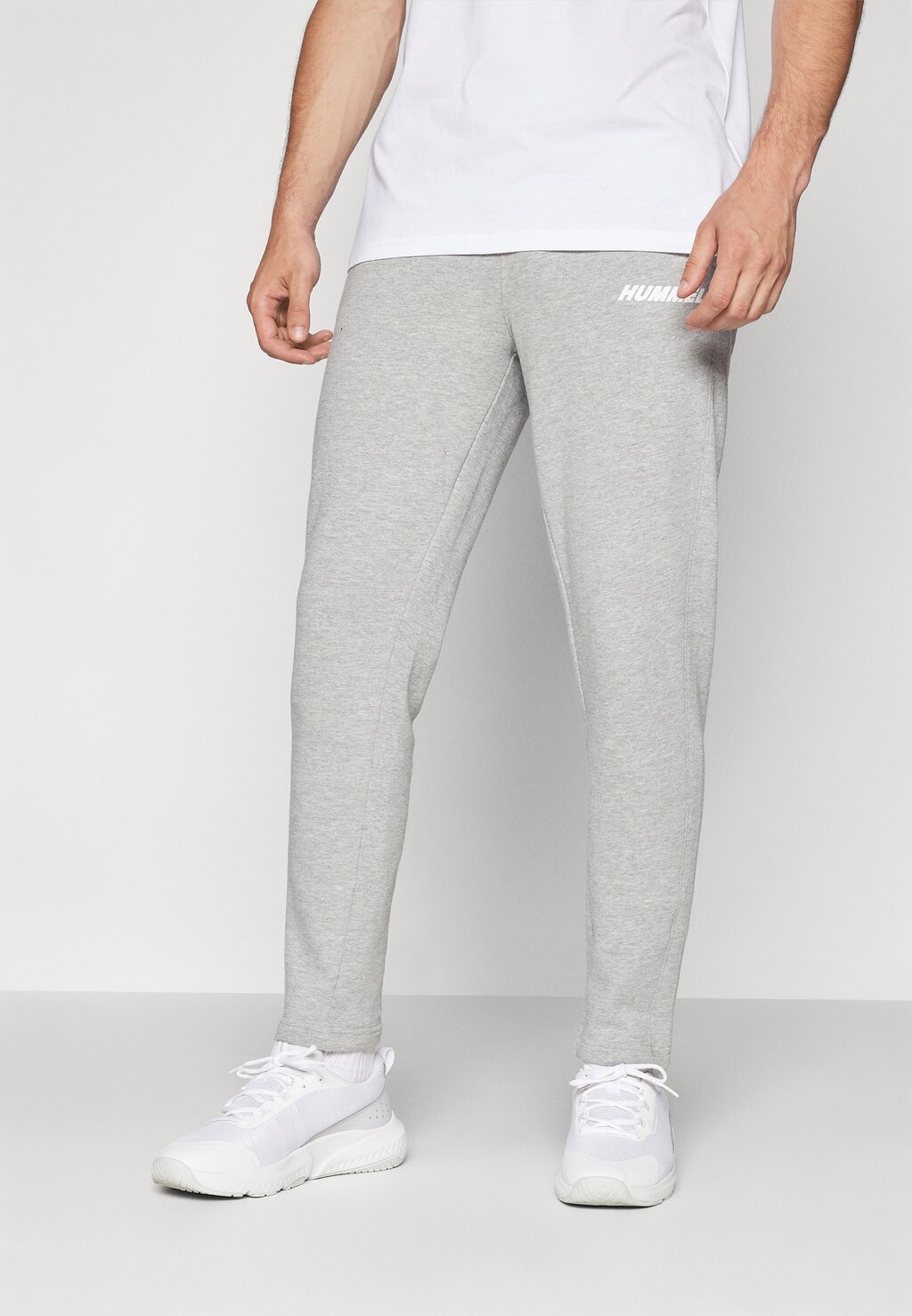 

Спортивные штаны ELEMENTAL TAPERED PANTS Hummel, серый