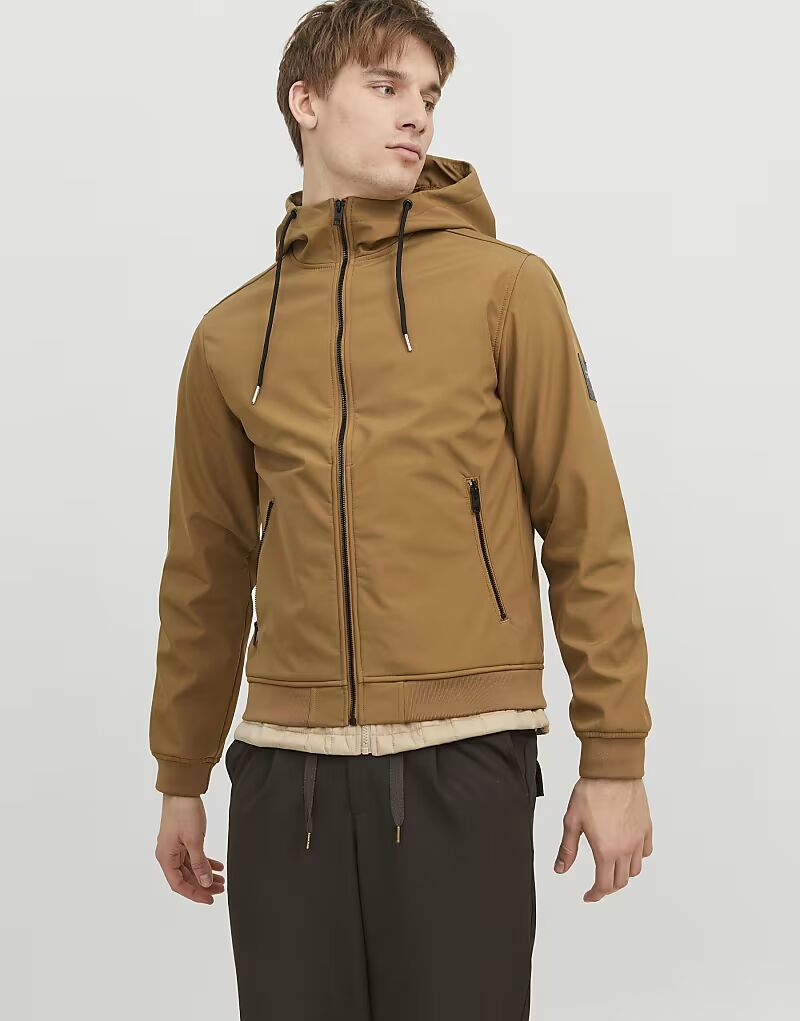 

Куртка Jack & Jones Softshell цвета выдры
