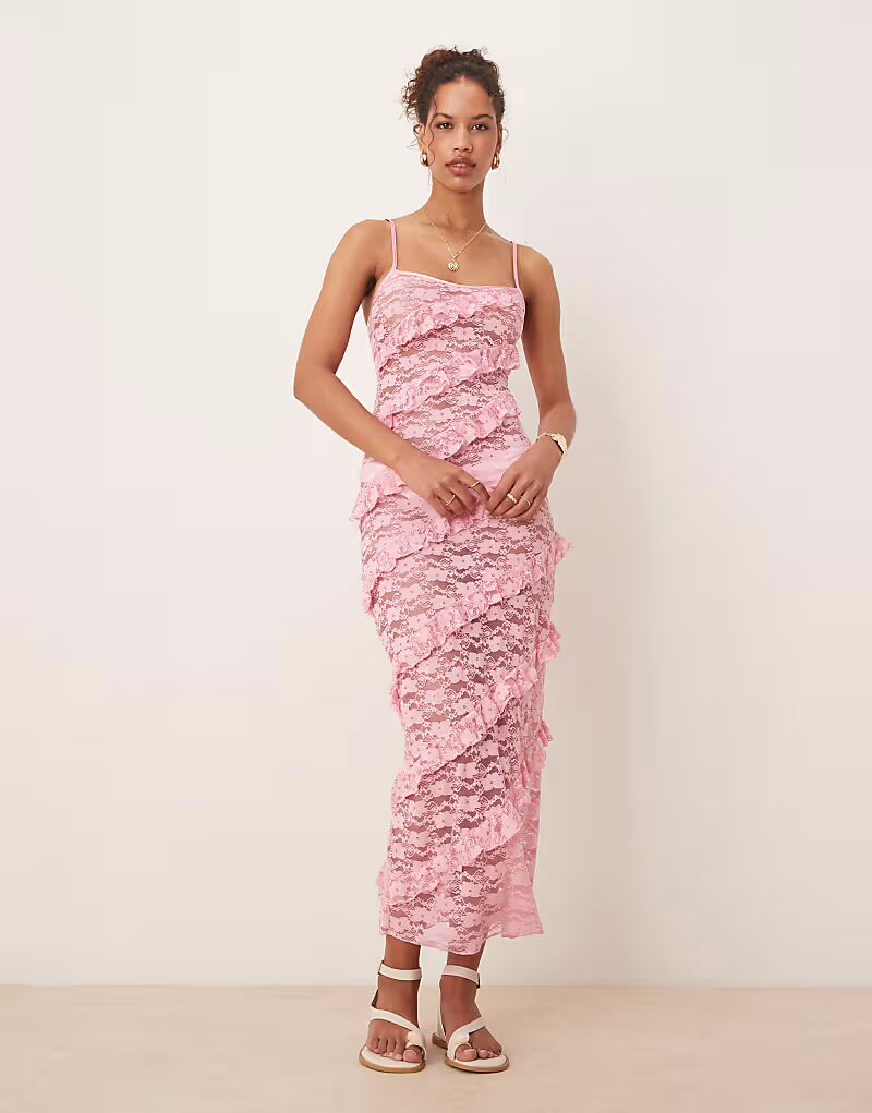 

Пляжное платье Wild Lovers Lace Maxi Beach в розовом цвете