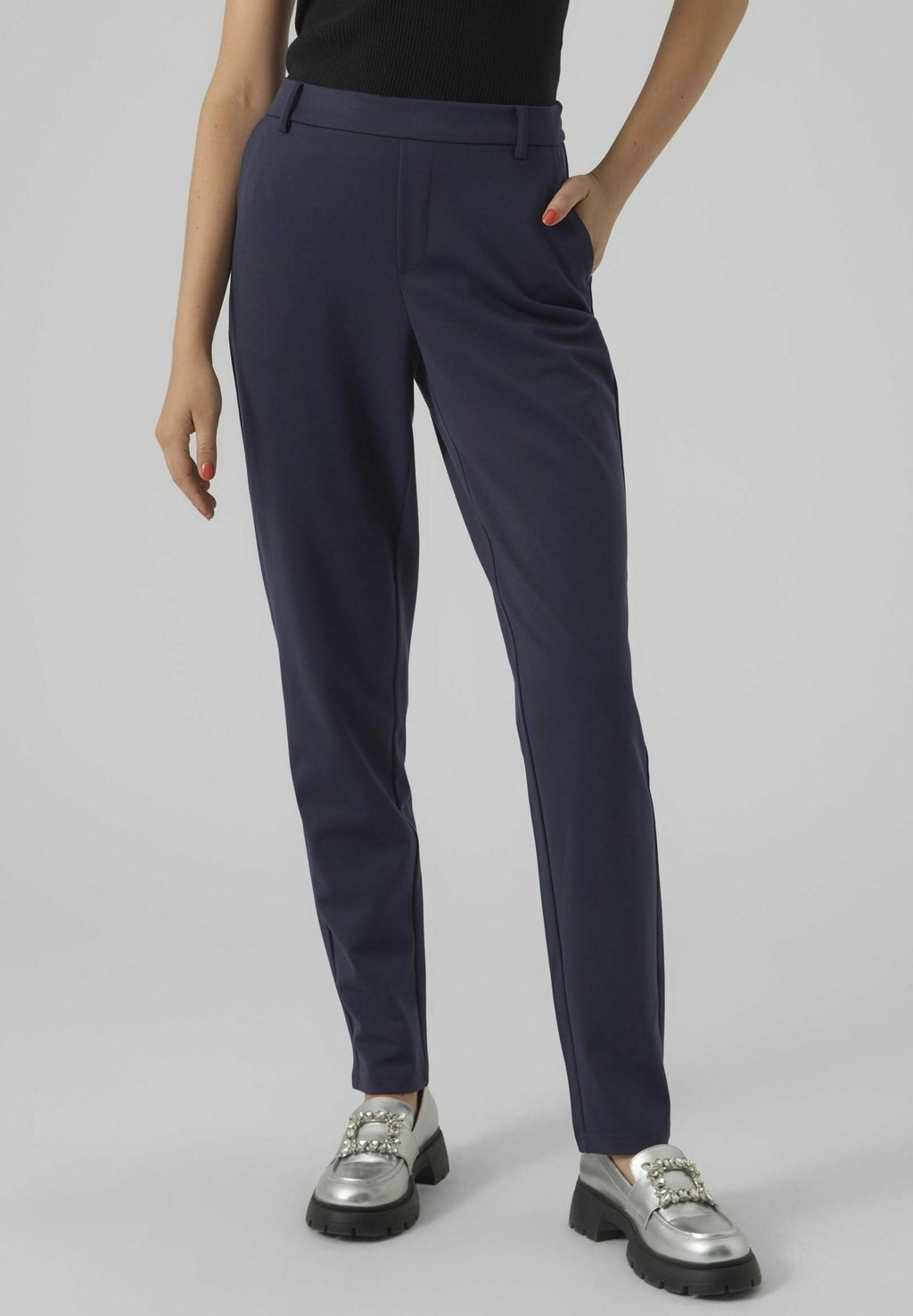 

Брюки LUCCA TAPERED Vero Moda, темно-синий