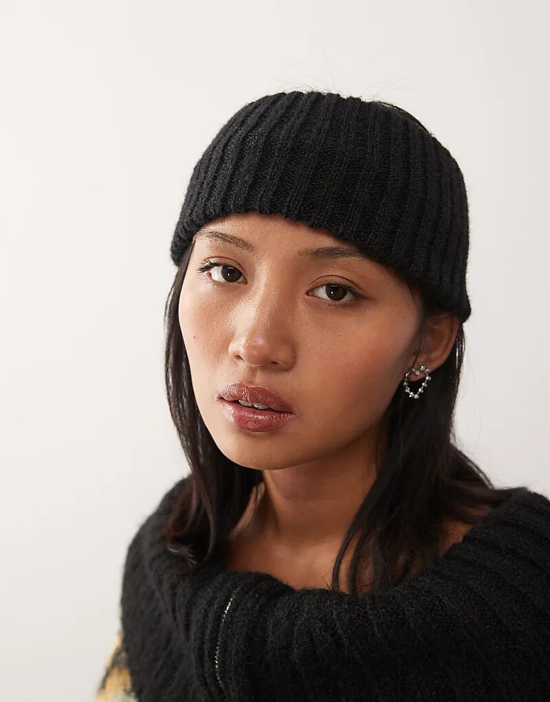 

Повязка на голову Weekday из толстой вязки черного цвета