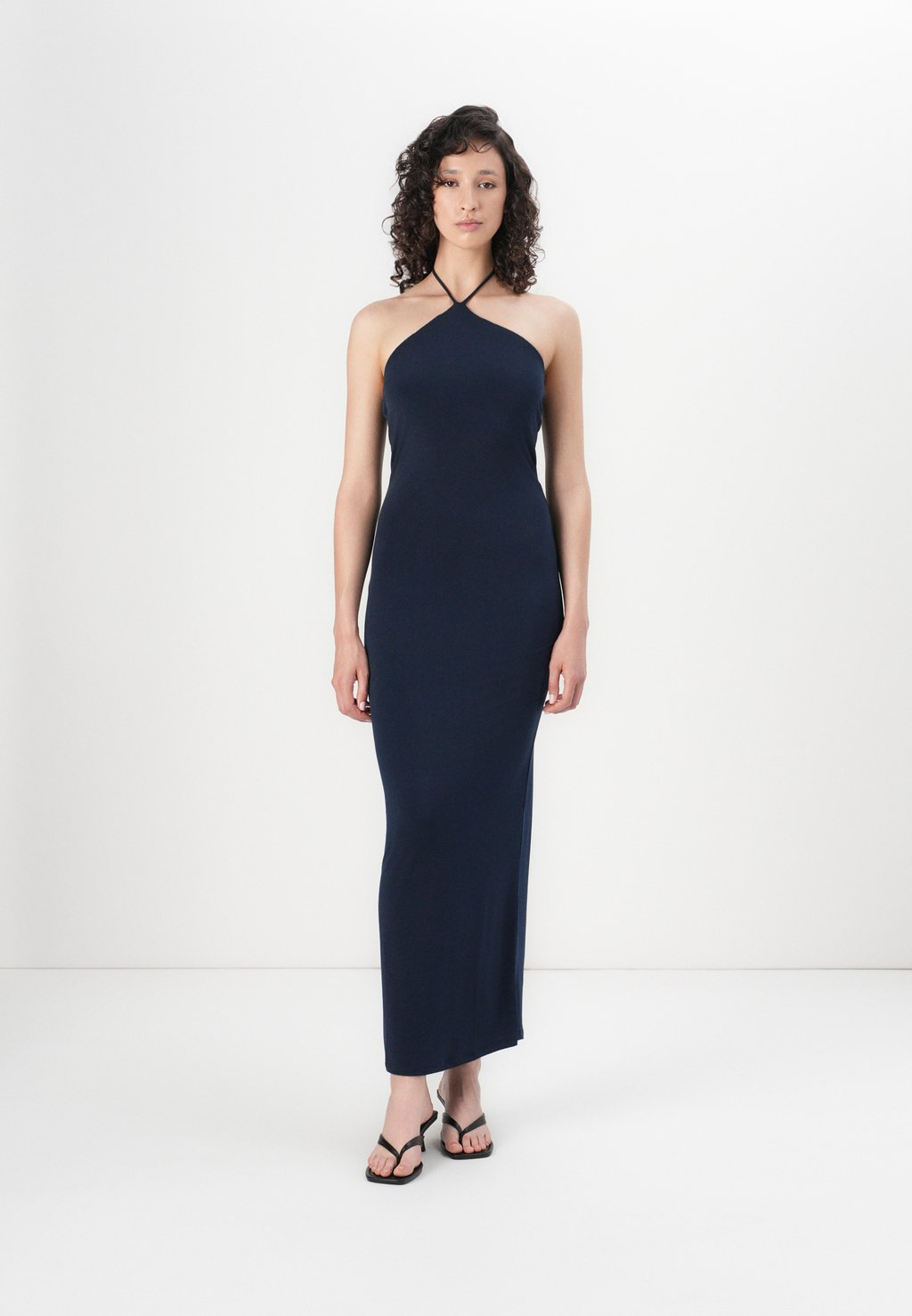 

Платье VMSIENNA HALTERNECK ANKLE DRESS Vero Moda, темно-синий