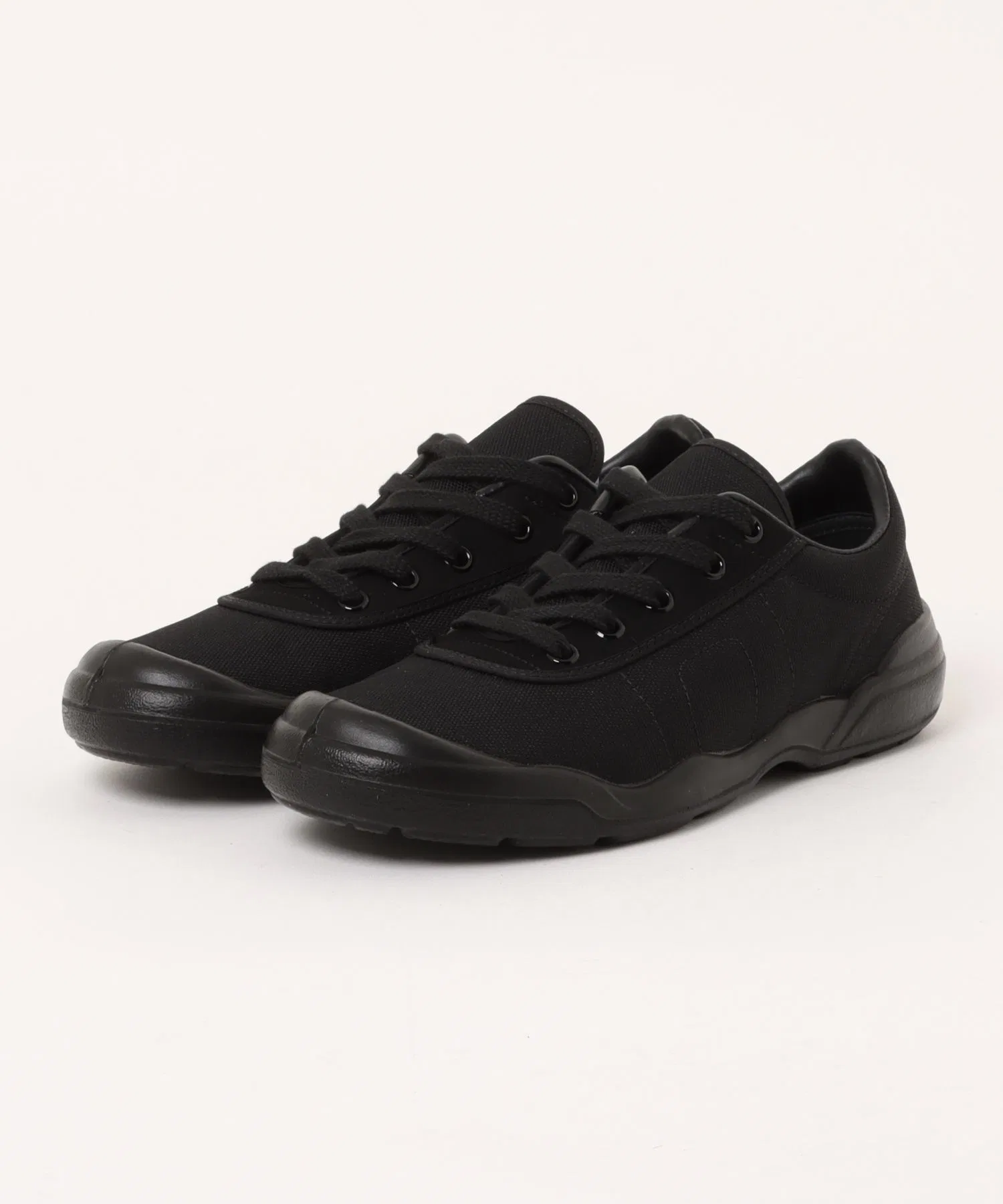 Мужские и женские кроссовки SKOOLER LACEUP TRAINER — фото 4