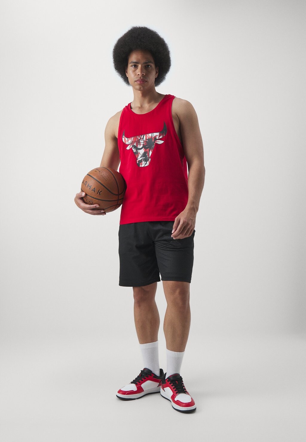 

Команда Nba Chicago Bulls Palm Tree Infill Tank New Era, красно-белые