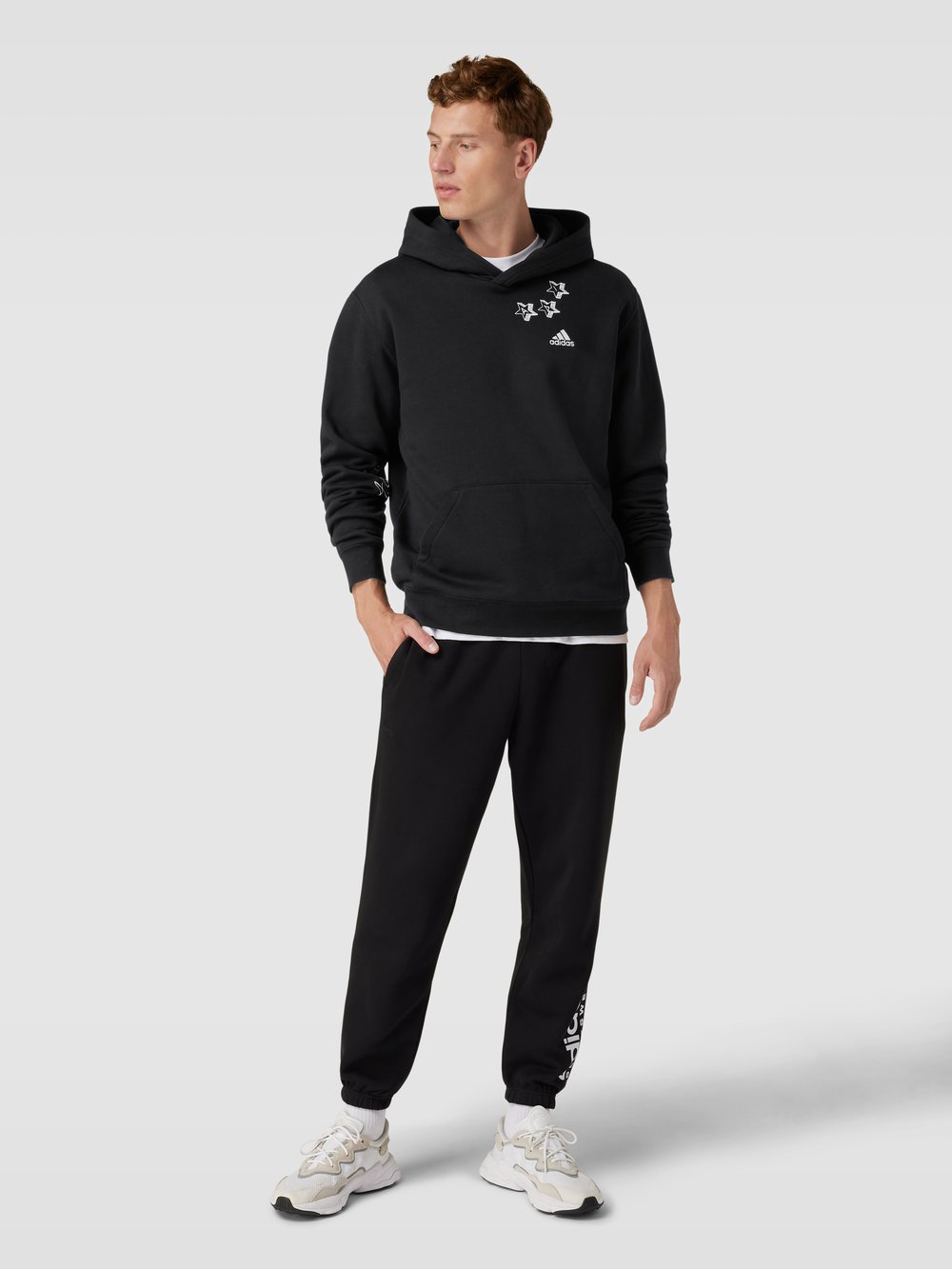 

Толстовка с капюшоном и вышитым мотивом ADIDAS SPORTSWEAR, черный