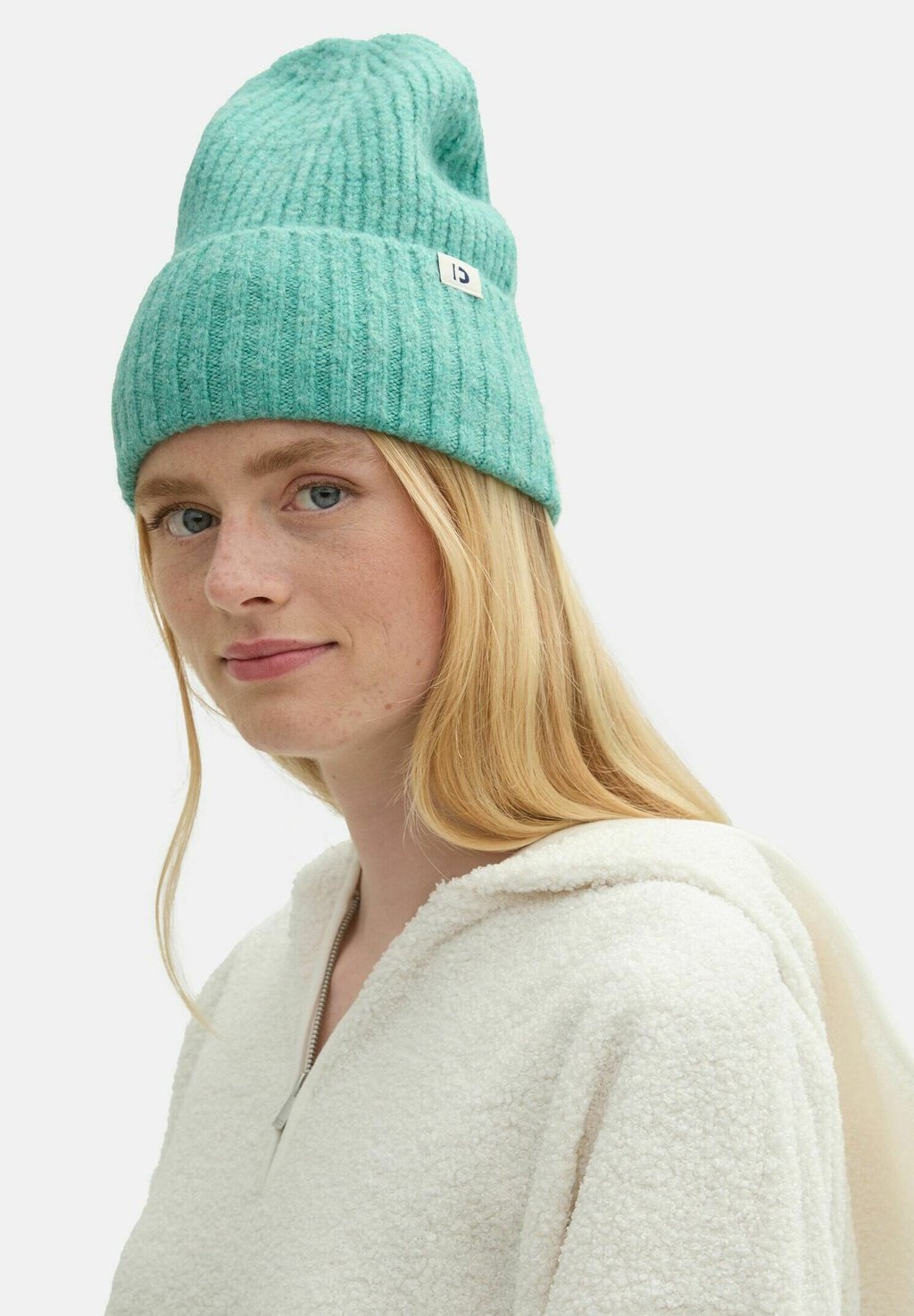 

Шапка ACCESSOIRE TOM TAILOR DENIM, бирюзовый
