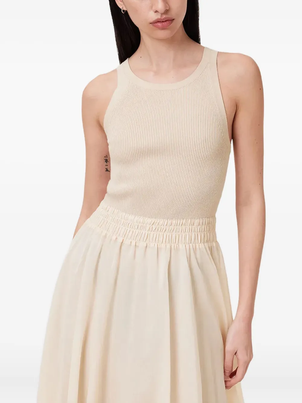 

Платье из рубчатого трикотажа с присборенной талией AllSaints, нейтральный