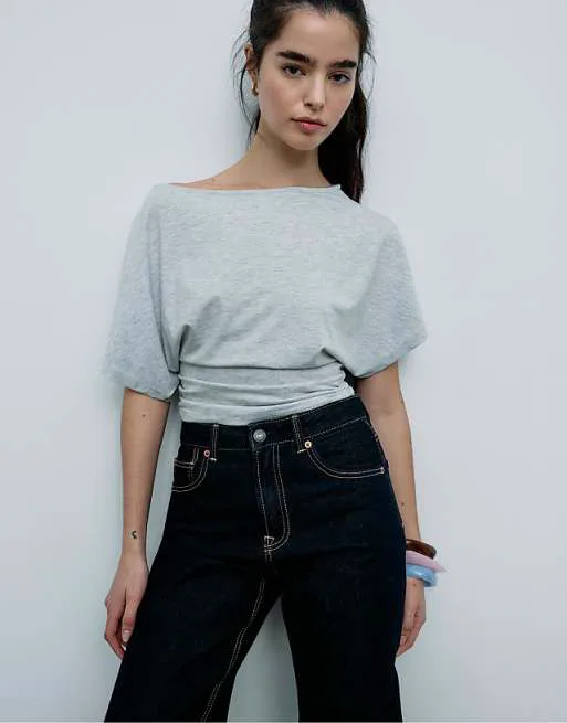 

Серая меланжевая футболка с короткими рукавами и вырезом-лодочкой Stradivarius, Серый, Серая меланжевая футболка с короткими рукавами и вырезом-лодочкой Stradivarius