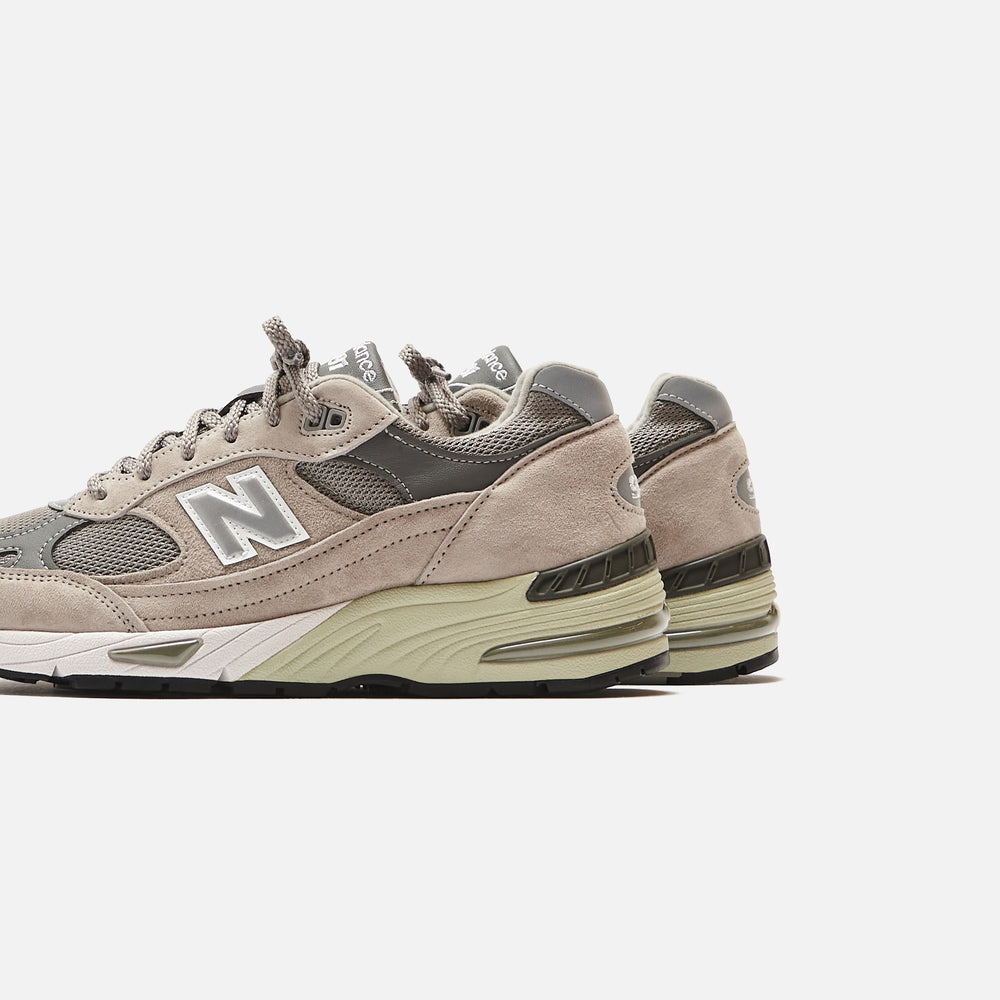 Кроссовки New Balance WMNS Made in UK 991, серый — фото 3