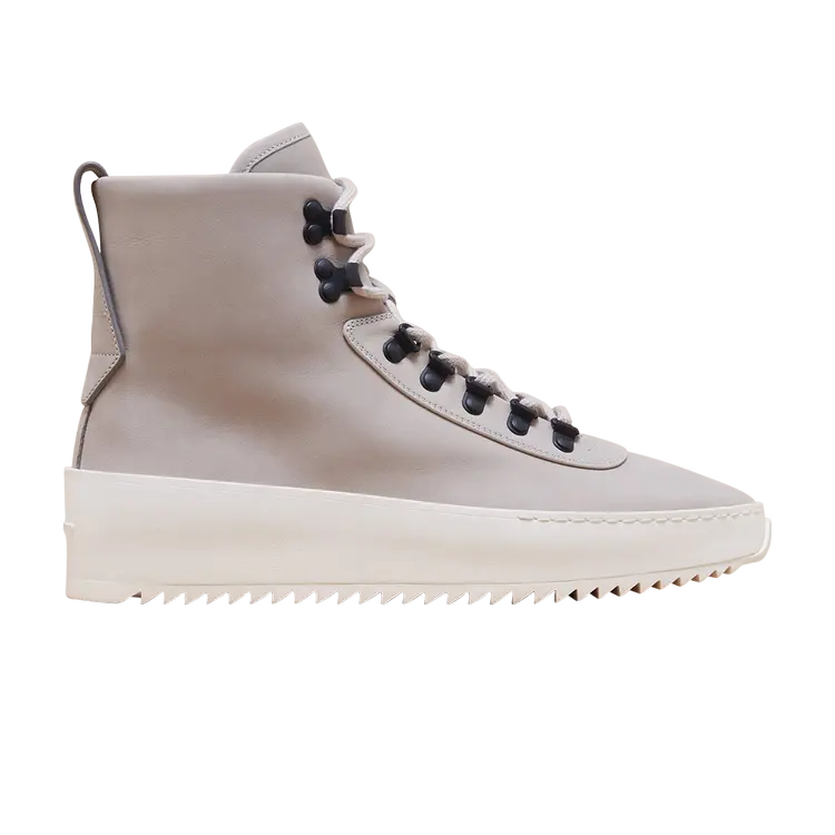 

Кроссовки Fear Of God Fear of God Fifth Collection Hiking Sneaker 'Bone', серый