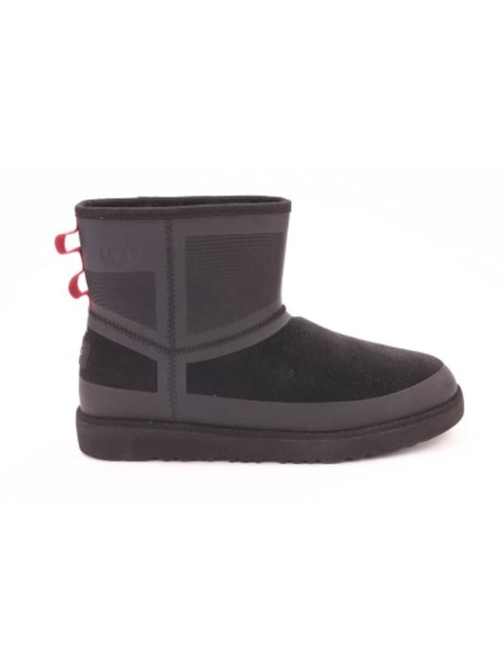 

Ботинки UGG, черный