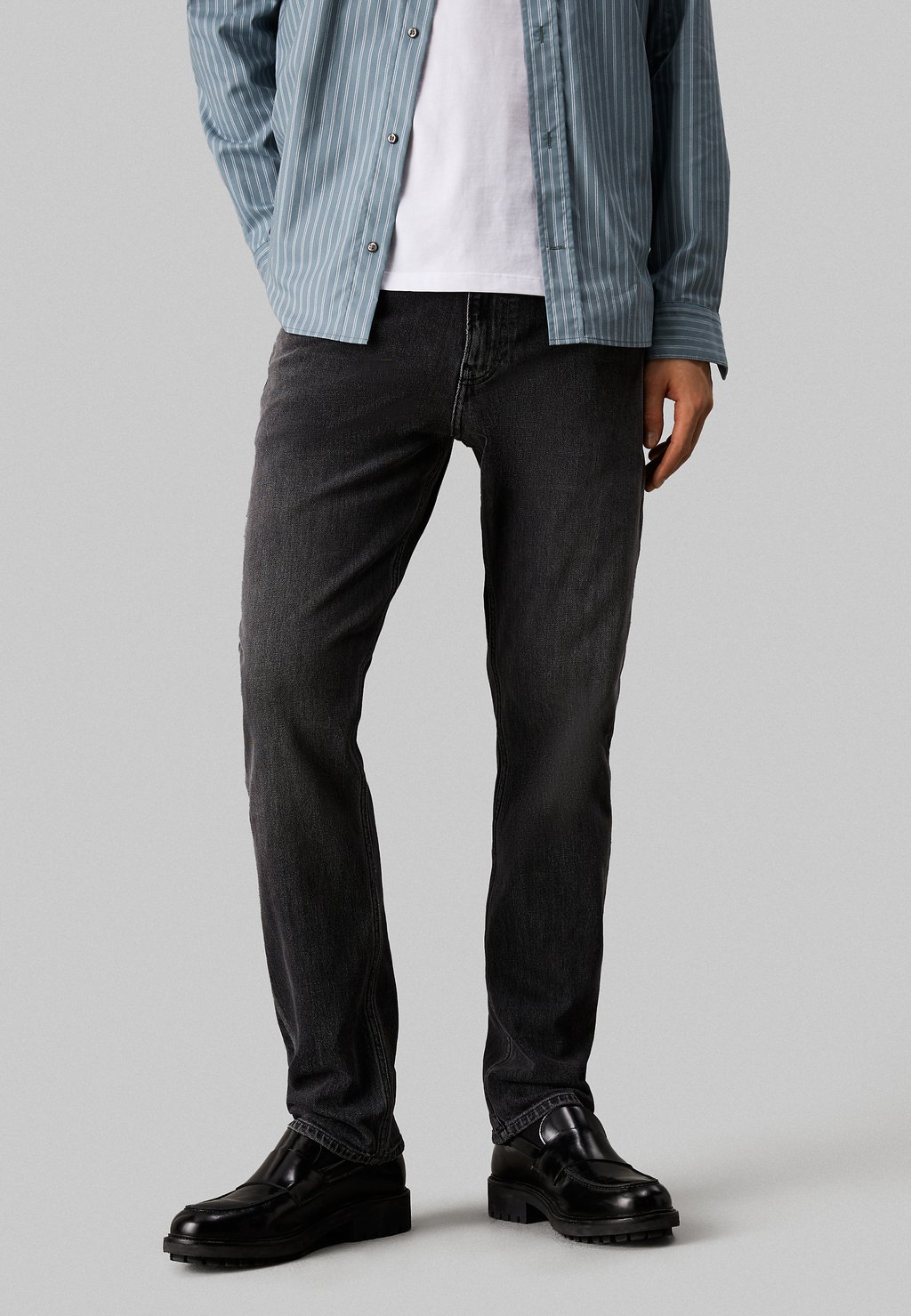 

Джинсы облегающего кроя Calvin Klein Jeans, черный