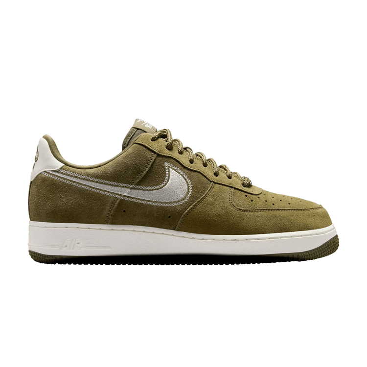 

Кроссовки Nike Air Force 1 '07 LV8 'Embroidered Swoosh - Medium Olive Sail', зеленый